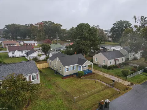 View/Area - 406 Colonial Ave, Hampton, VA 23661 photo 2 of 5