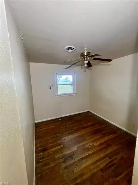 Bedroom - 18688 Orbit Rd, Windsor, VA 23487 photo 1 of 3