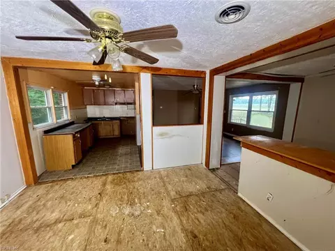 Living - 18688 Orbit Rd, Windsor, VA 23487 photo 6 of 6