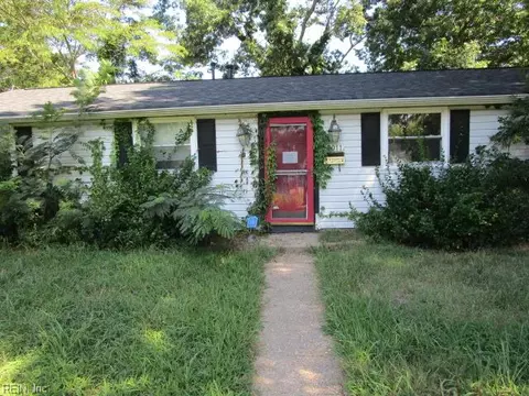 Exterior - 2011 Seward Dr, Hampton, VA 23663 photo 2 of 5