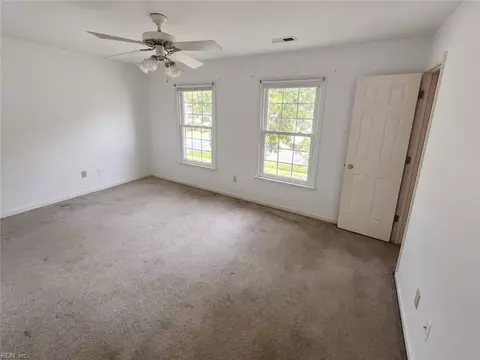 Bedroom - 72 Apollo Dr, Hampton, VA 23669 photo 7 of 9