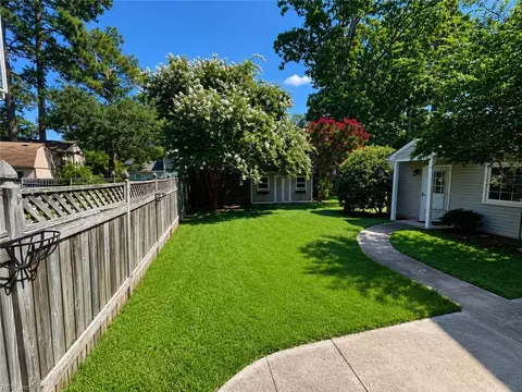 Exterior - 72 Apollo Dr, Hampton, VA 23669 photo 3 of 10