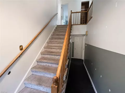 Entry Way - 72 Apollo Dr, Hampton, VA 23669 photo 1 of 4