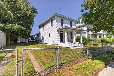 2811 Marshall Ave, Newport News, VA 23607