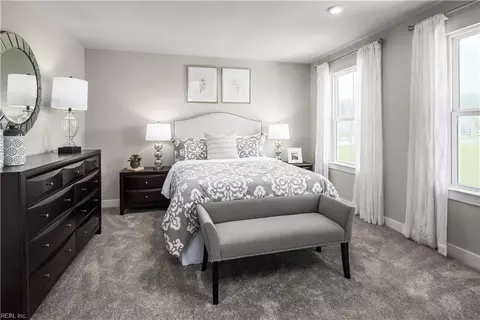 Bedroom - 208 Tinker St, Chesapeake, VA 23322 photo 2 of 3