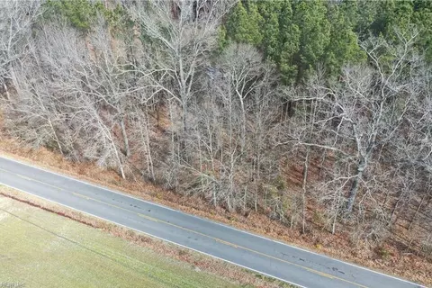 6592 Blackwater Rd, Virginia Beach, VA 23457