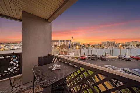 417 Harbour Pt #202, Virginia Beach, VA 23451