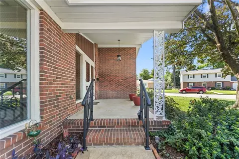 Exterior - 105 Kove Dr, Hampton, VA 23669 photo 4 of 9