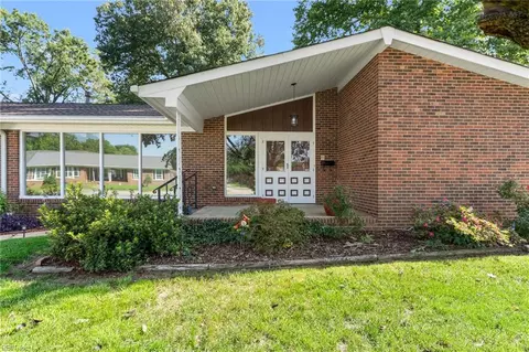 Exterior - 105 Kove Dr, Hampton, VA 23669 photo 5 of 9