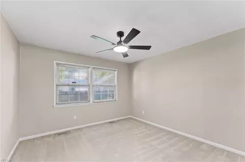 Bedroom - 105 Kove Dr, Hampton, VA 23669 photo 4 of 6