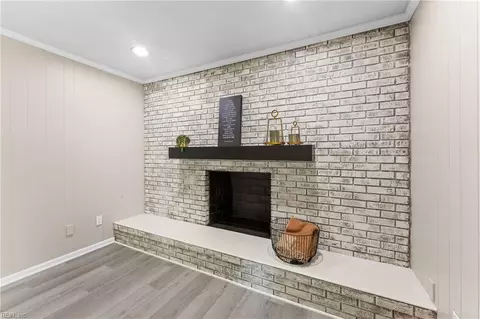 Living - 105 Kove Dr, Hampton, VA 23669 photo 6 of 6