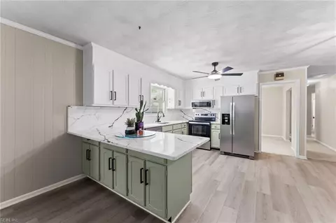Kitchen - 105 Kove Dr, Hampton, VA 23669 photo 4 of 4