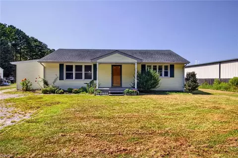 1477 London Bridge Rd, Virginia Beach, VA 23453