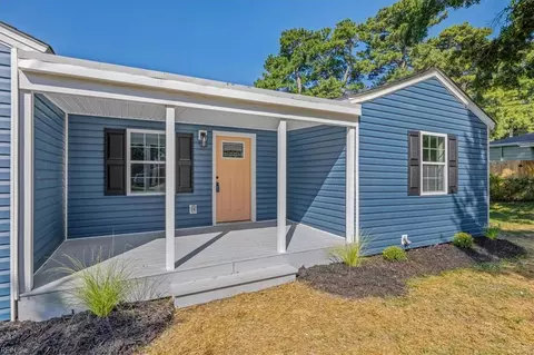Exterior - 8231 Simons Dr, Norfolk, VA 23505 photo 1 of 4