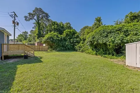 Exterior - 8231 Simons Dr, Norfolk, VA 23505 photo 4 of 4