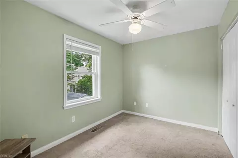 Bedroom - 157 Dupre Ave, Norfolk, VA 23503 photo 4 of 4