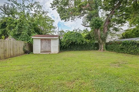 Exterior - 157 Dupre Ave, Norfolk, VA 23503 photo 2 of 3
