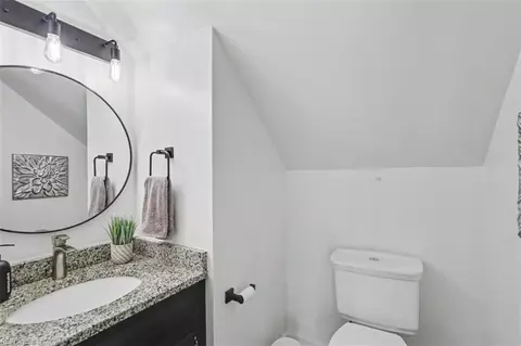 Bath - 157 Dupre Ave, Norfolk, VA 23503 photo 1 of 3