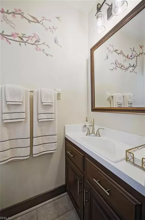 Bath - 2047 Ames Cir N Cir, Chesapeake, VA 23321 photo 4 of 4