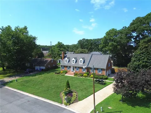View/Area - 2047 Ames Cir N Cir, Chesapeake, VA 23321 photo 1 of 7