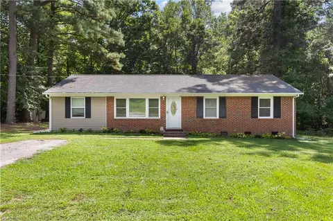 9217 S Quay Rd, Suffolk, VA 23437