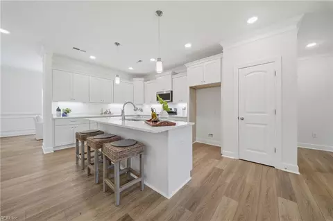 Entry Way - 128 Blake Rd, Norfolk, VA 23505 photo 1 of 9