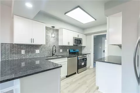 Kitchen - 219 Loch Cir #CIR, Hampton, VA 23669 photo 1 of 3