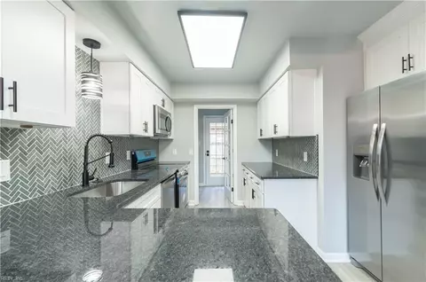 Kitchen - 219 Loch Cir #CIR, Hampton, VA 23669 photo 2 of 3