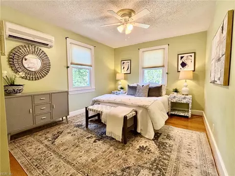 Bedroom - 119 Linden Avenue Ave, Hampton, VA 23669 photo 3 of 6