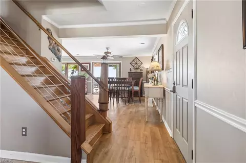 Entry Way - 3 Thimble Shoals Ct, Hampton, VA 23664 photo 3 of 3