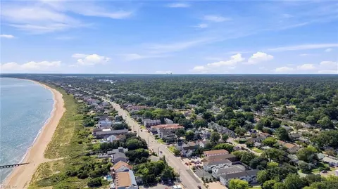 View/Area - 1300 E Ocean View Ave #D, Norfolk, VA 23503 photo 13 of 17