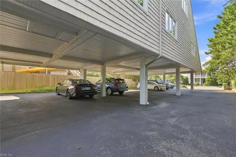 Exterior - 1300 E Ocean View Ave #D, Norfolk, VA 23503 photo 3 of 11
