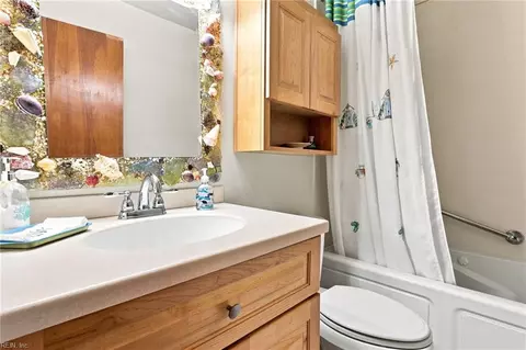Bath - 1300 E Ocean View Ave #D, Norfolk, VA 23503 photo 2 of 3