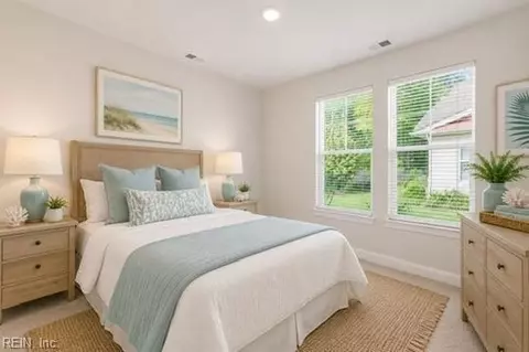 Bedroom - 2114 Edwin Dr, Chesapeake, VA 23322 photo 5 of 9