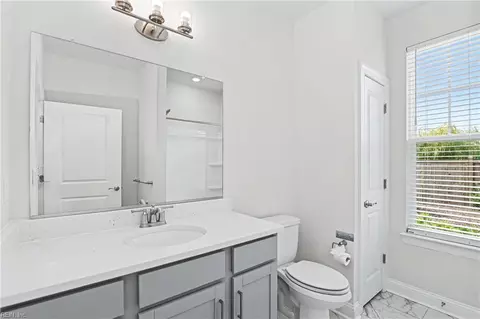 Bath - 2114 Edwin Dr, Chesapeake, VA 23322 photo 3 of 6