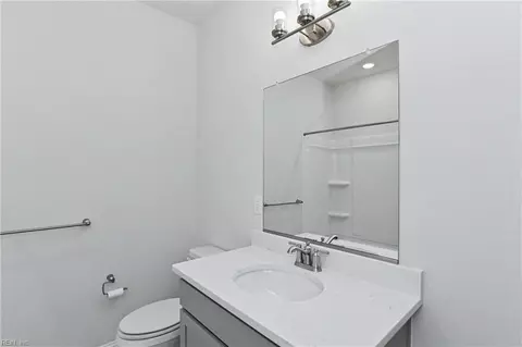 Bath - 2114 Edwin Dr, Chesapeake, VA 23322 photo 5 of 6