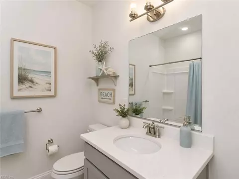 Bath - 2114 Edwin Dr, Chesapeake, VA 23322 photo 8 of 9