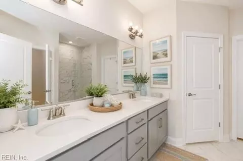 Bath - 2114 Edwin Dr, Chesapeake, VA 23322 photo 1 of 9