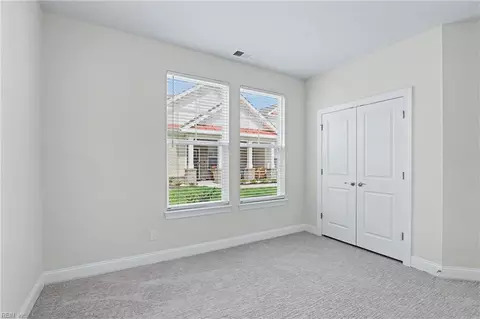 Bedroom - 2114 Edwin Dr, Chesapeake, VA 23322 photo 2 of 6
