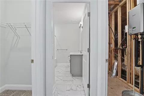 Entry Way - 2114 Edwin Dr, Chesapeake, VA 23322 photo 5 of 5