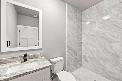 Bath - 24 Langston Blvd #A, Hampton, VA 23666 photo 3 of 8