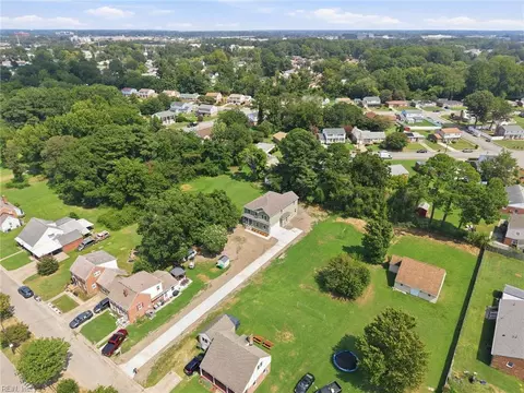 View/Area - 24 Langston Blvd #A, Hampton, VA 23666 photo 1 of 6