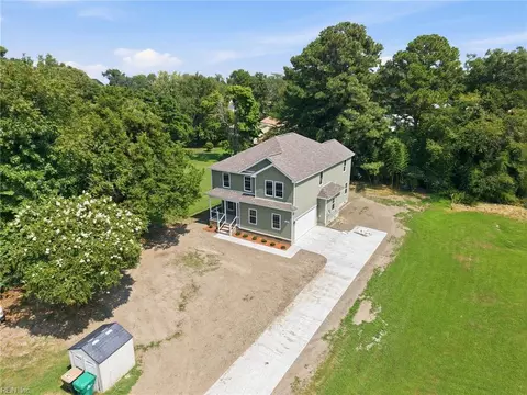 View/Area - 24 Langston Blvd #A, Hampton, VA 23666 photo 2 of 6