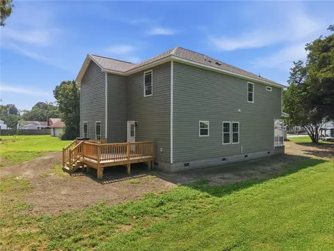 Exterior - 24 Langston Blvd #A, Hampton, VA 23666 photo 6 of 6