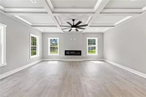 Living - 24 Langston Blvd #A, Hampton, VA 23666 photo 4 of 8