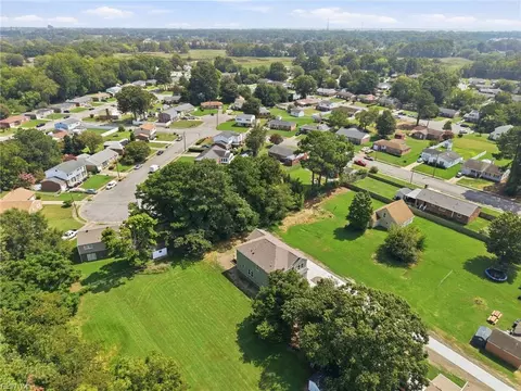 View/Area - 24 Langston Blvd #A, Hampton, VA 23666 photo 5 of 6