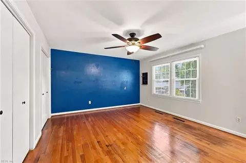 Bedroom - 1050 Windjammer Dr, Hampton, VA 23669 photo 1 of 5