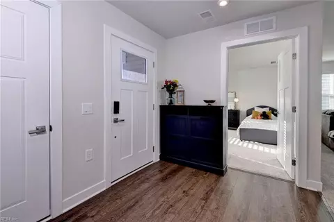 Entry Way - 200 Franklins Tower Bnd, Williamsburg, VA 23185 photo 1 of 1