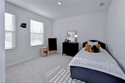 Bedroom - 200 Franklins Tower Bnd, Williamsburg, VA 23185 photo 3 of 5