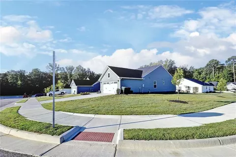 Exterior - 200 Franklins Tower Bnd, Williamsburg, VA 23185 photo 5 of 5